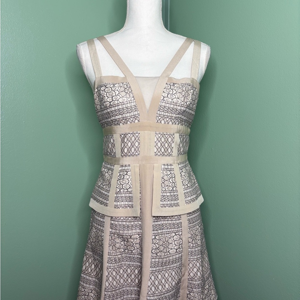 NWT BCBGMaxAzria Cream and Black Lace Midi Dress 0 zipper - Picture 1 of 16